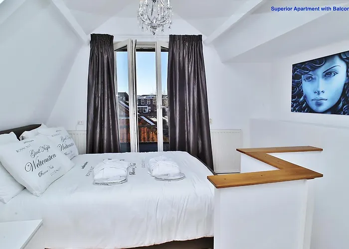  Luxury s Delft I Golden Heart